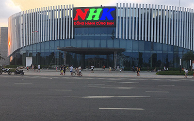 Lắp đặt màn hình led ngoài trời tại Vin Smart